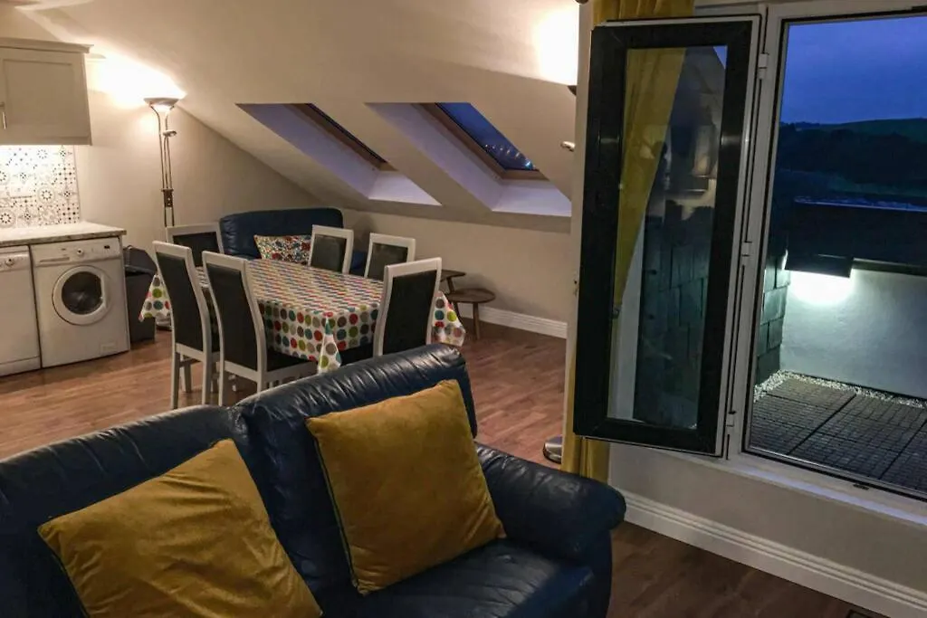 Apartment Ferienwohnung Ocean View Penthouse, The Harbour Mill, Westport